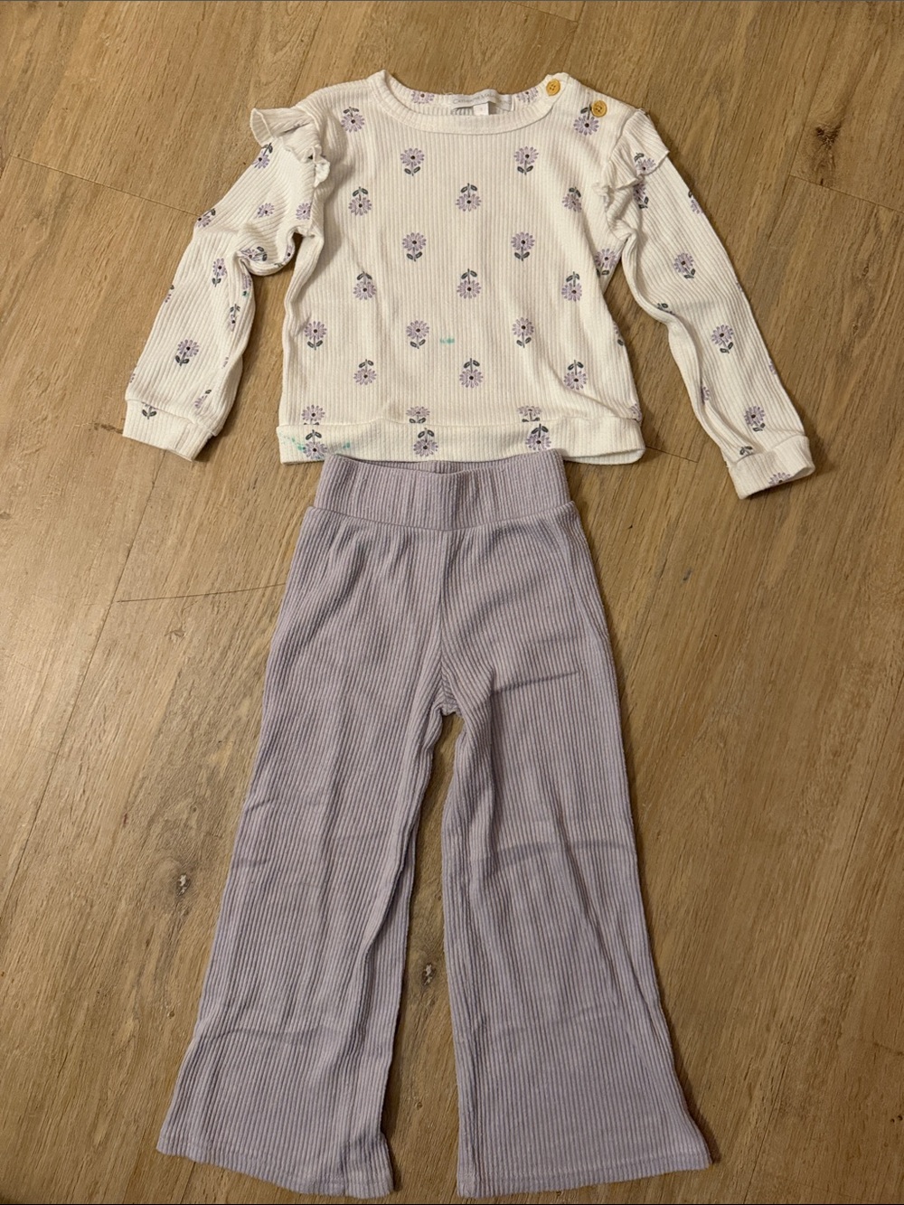 Catherine Malandrino Cream Floral Top and Lavender Ribbed Pajama Set